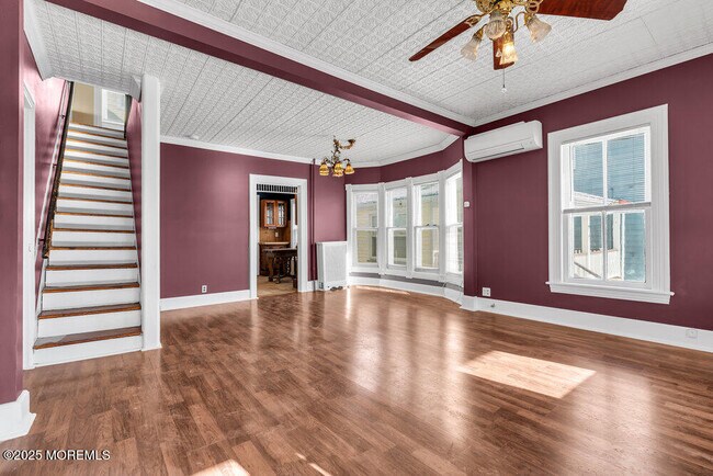 Building Photo - 31 Embury Ave