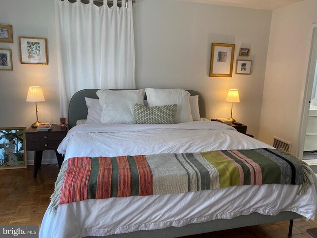 Building Photo - 501 Spruce St