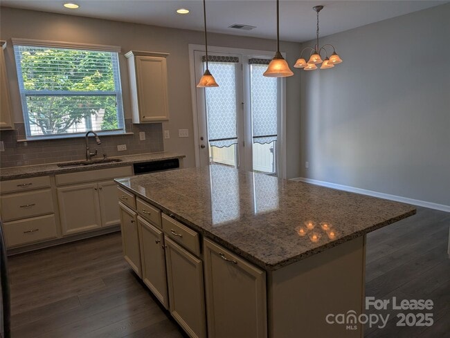 Building Photo - 5508 Trieg Dr
