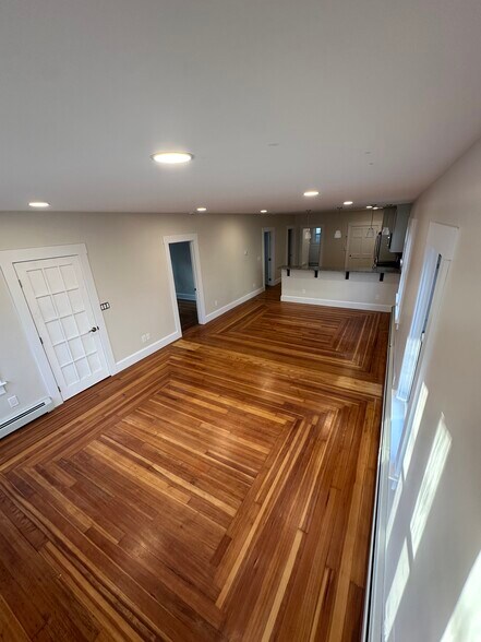 Building Photo - 176 Hillside Ave