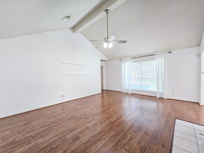 Building Photo - 12230 Cypress Shores Dr