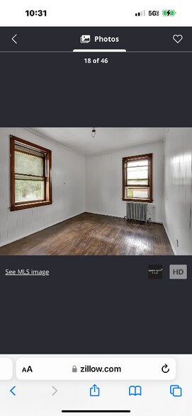 Building Photo - 301 24th St