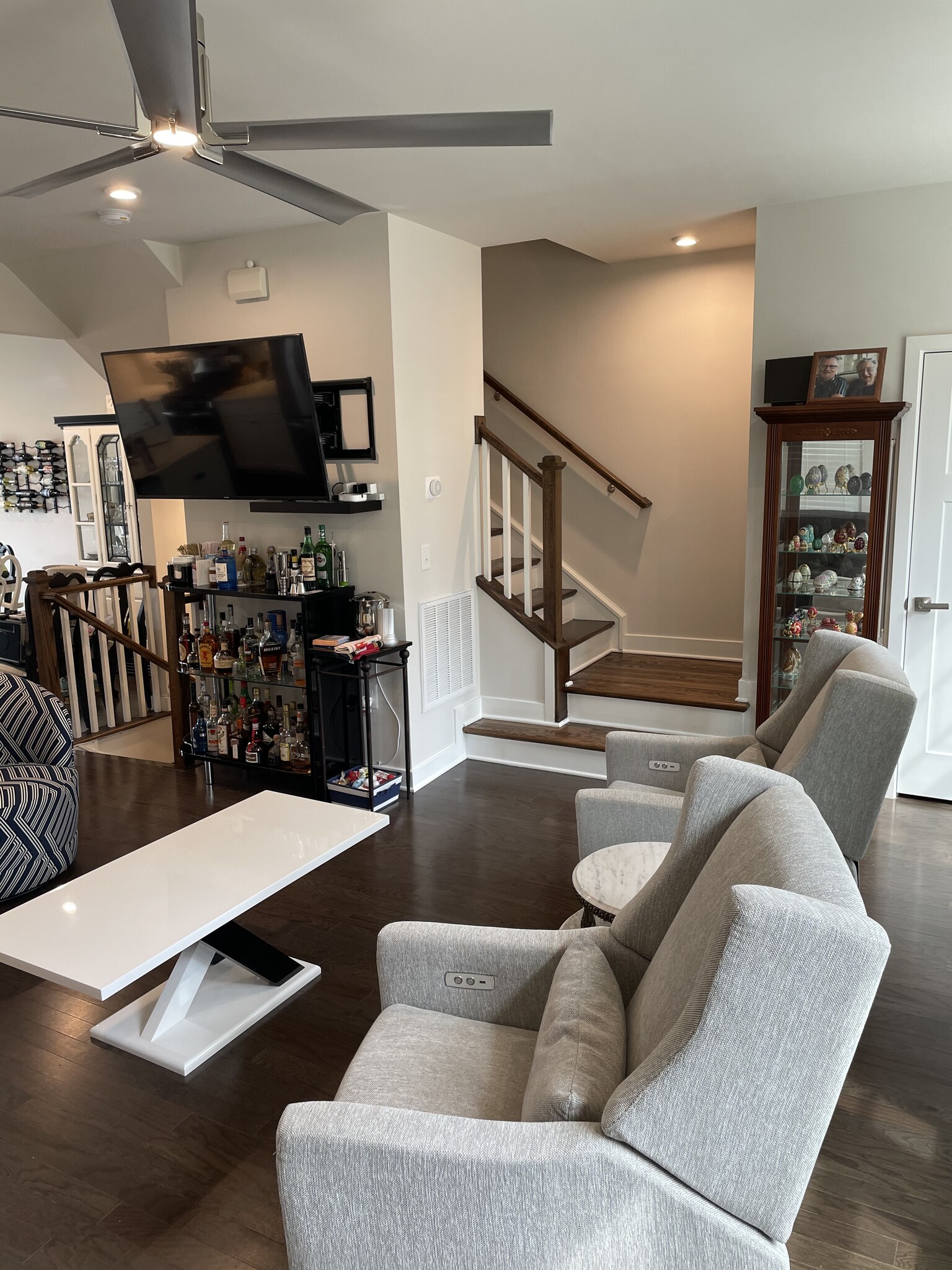 Building Photo - 1213 Bradburn Dr