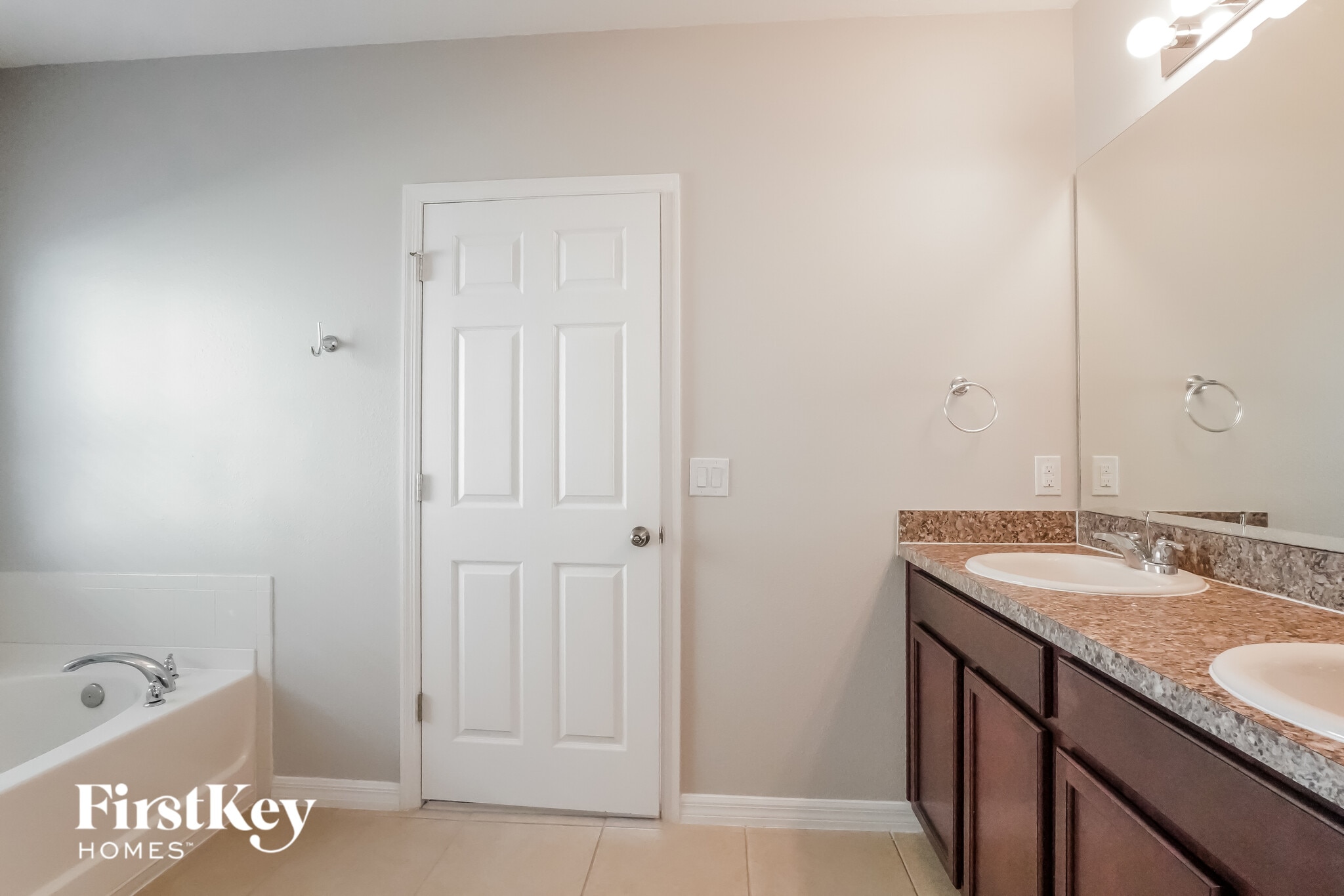 Building Photo - 644 Black Eagle Dr