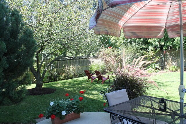 Building Photo - 1147 Needham Rd