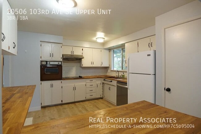 Building Photo - 20506 103rd Ave SE