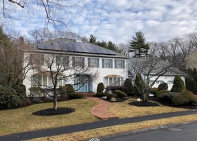 Building Photo - 109 E Emerson Rd