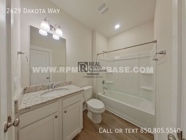 Building Photo - 2429 Dakota Wy