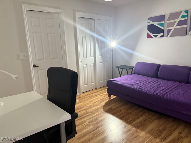 Building Photo - 1645 Spoonbill Ln