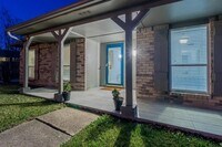 Building Photo - 4821 Hamilton Ct