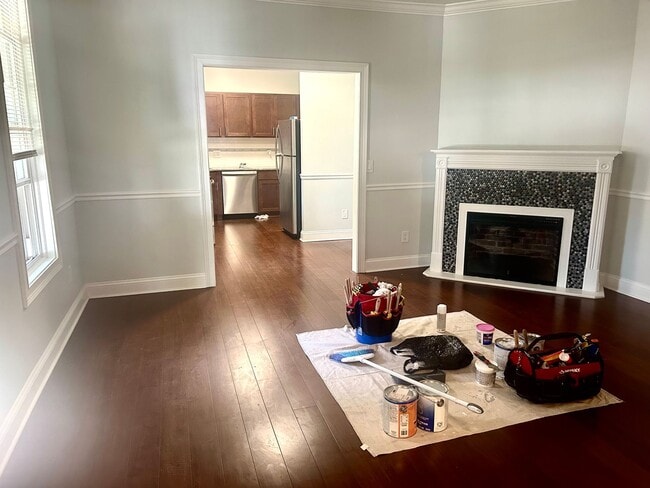 Building Photo - 607 Washtenaw Ave