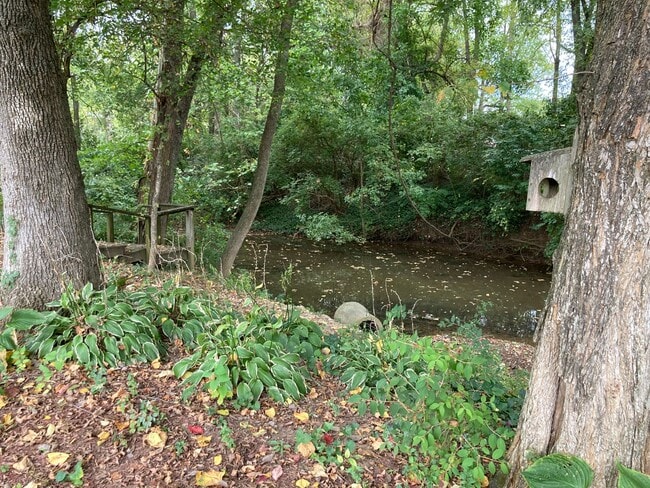 Building Photo - 106 Walnut Trace Cir