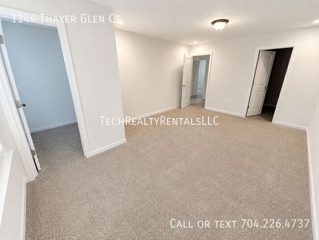 Building Photo - 1144 Thayer Gln Ct