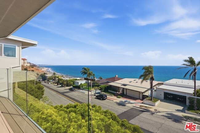 Building Photo - 18109 W Coastline Dr