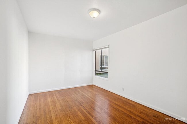 Building Photo - 80 Terra Vista Ave