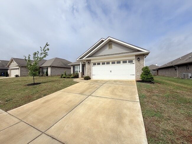 Building Photo - 214 Alonzo Toney Dr
