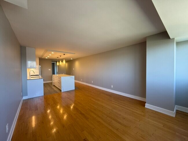 Building Photo - 1245 13th St NW