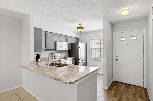Building Photo - 3137 Mission Grove Dr