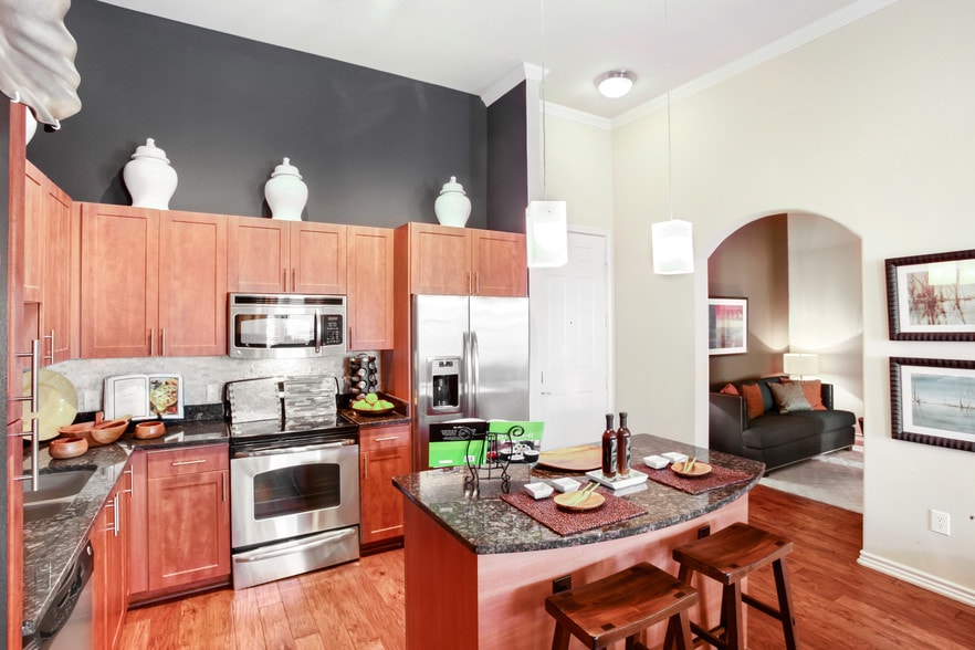 Resort at 925 Main 925 S Main St Grapevine TX 76051 Apartment Finder