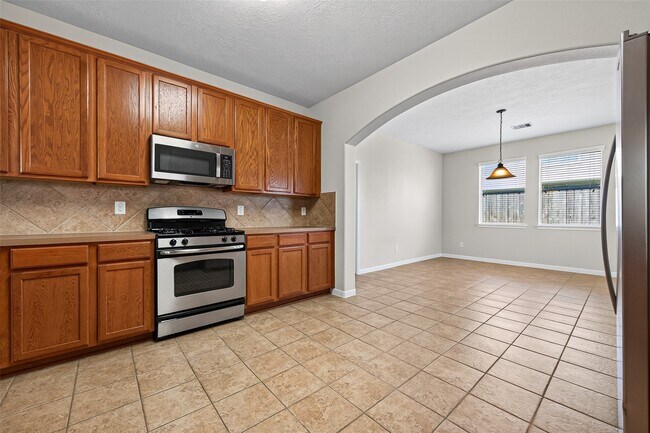 Building Photo - 4606 E Meadow Dr