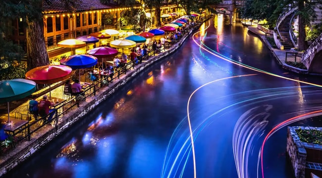 Building Photo - 3 Bedroom / 2 Bathroom super cute house for lease!