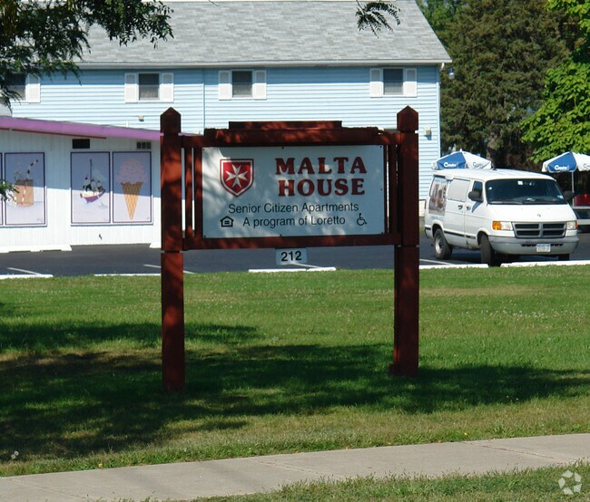 Malta House 212 N Main St North Syracuse NY 13212 Apartment Finder