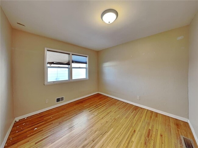 Building Photo - 4010 Monroe St NE