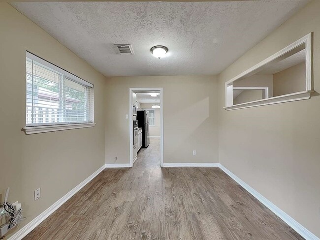 Building Photo - 801 Newport Blvd