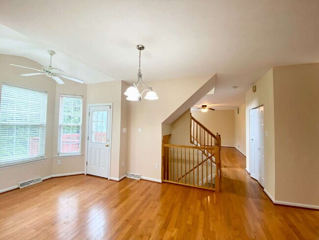 Building Photo - 4 Bedroom Colonial with 2-Car Garage in Westminster!