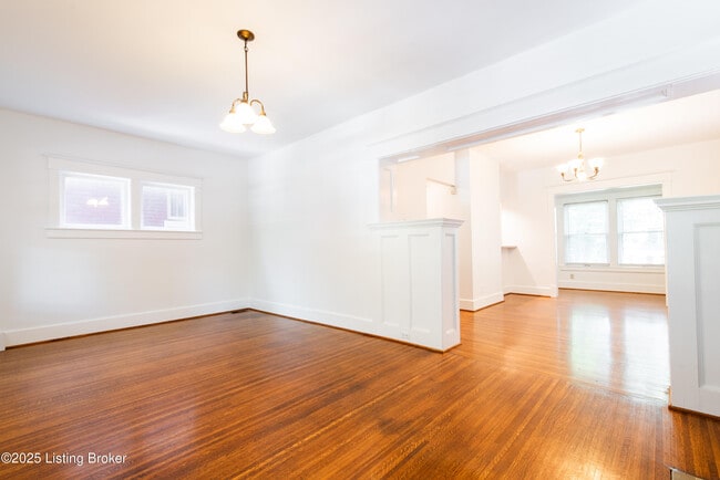 Building Photo - 1604 Edgeland Ave