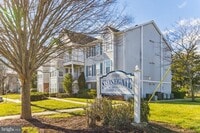 Building Photo - 7678 Gladstone Rd