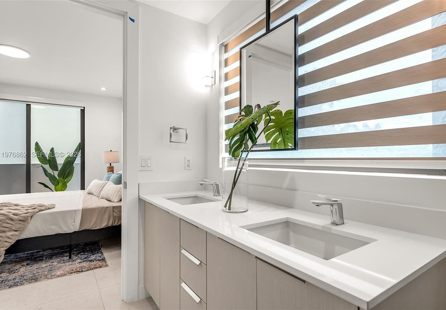 Building Photo - 721 SW 11th St