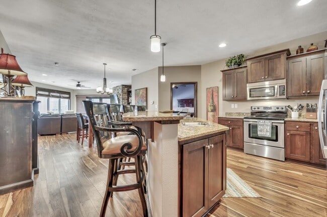 Building Photo - 445 240th Ave