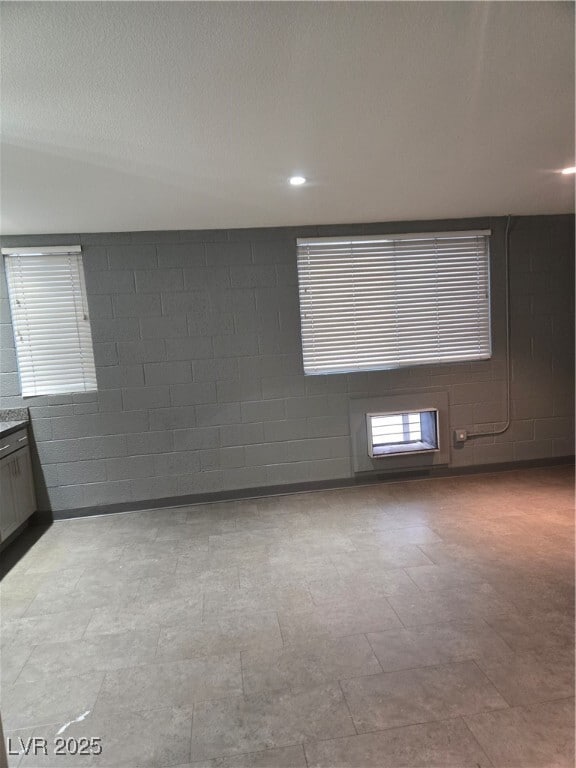 Building Photo - 223 N 9th St