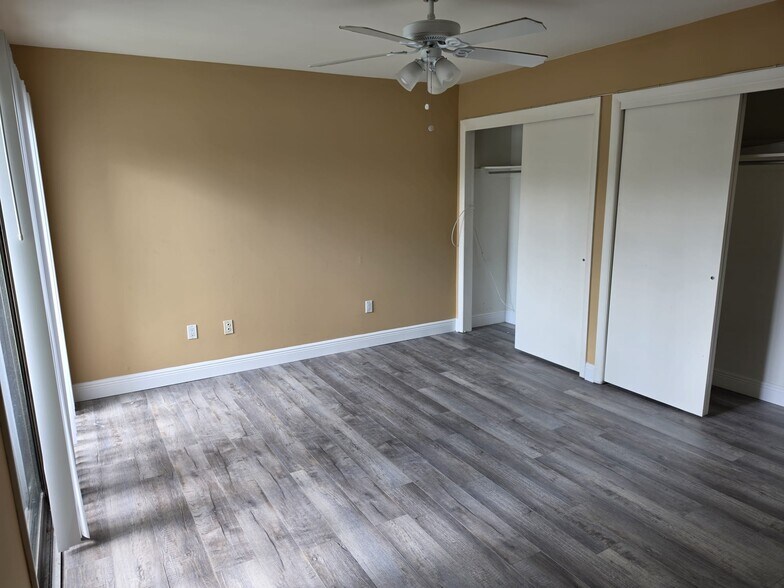 Building Photo - 4158 Pinelake Ln