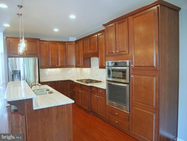 Building Photo - 23289 Tradewind Dr