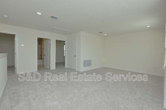 Building Photo - 3183 Cup Dr