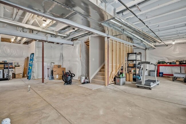 Building Photo - Stunning 4BR House in Aurora