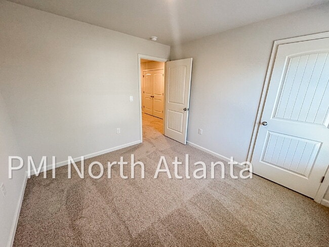 Building Photo - 6642 Corryton St