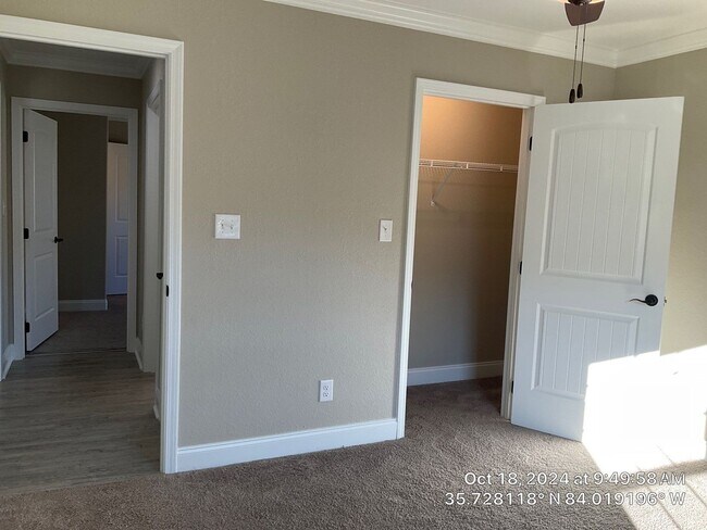 Building Photo - One Year Old - 3 Bedroom House