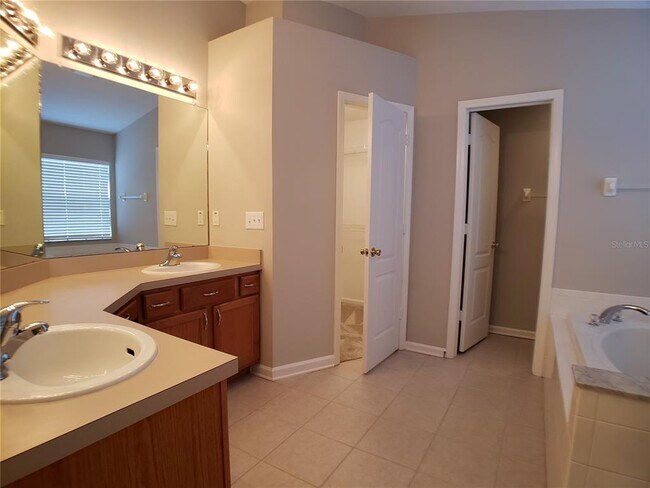 Building Photo - 5006 Culpepper Pl