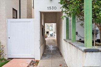 Building Photo - 1530 Miramar Dr