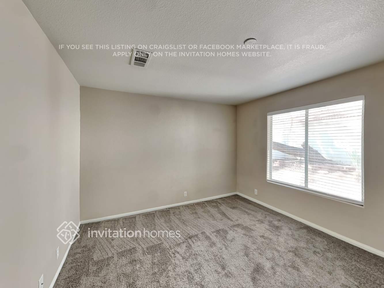 Building Photo - 228 Windsong Dr