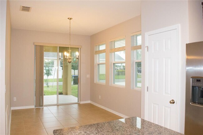 Building Photo - 8112 Summerlake Groves St