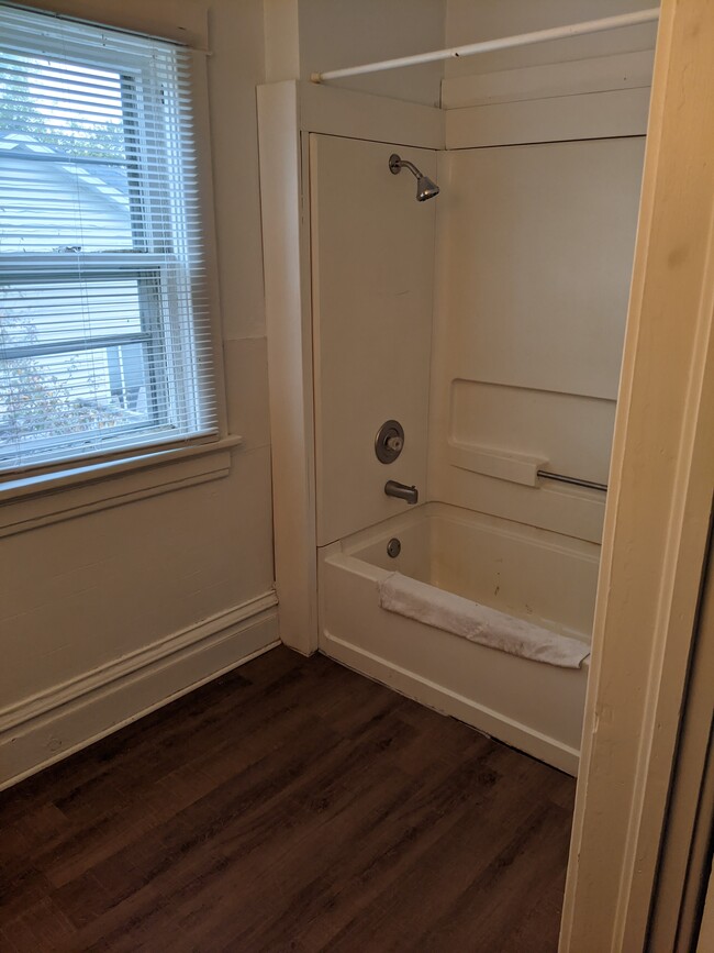 Bathroom - 2116 Olive St