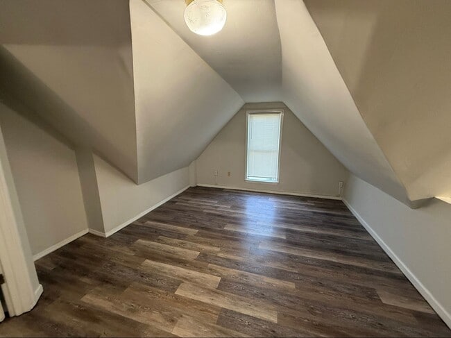 Building Photo - 329-1 Lexington Ave – 2 Bedroom Duplex wit...