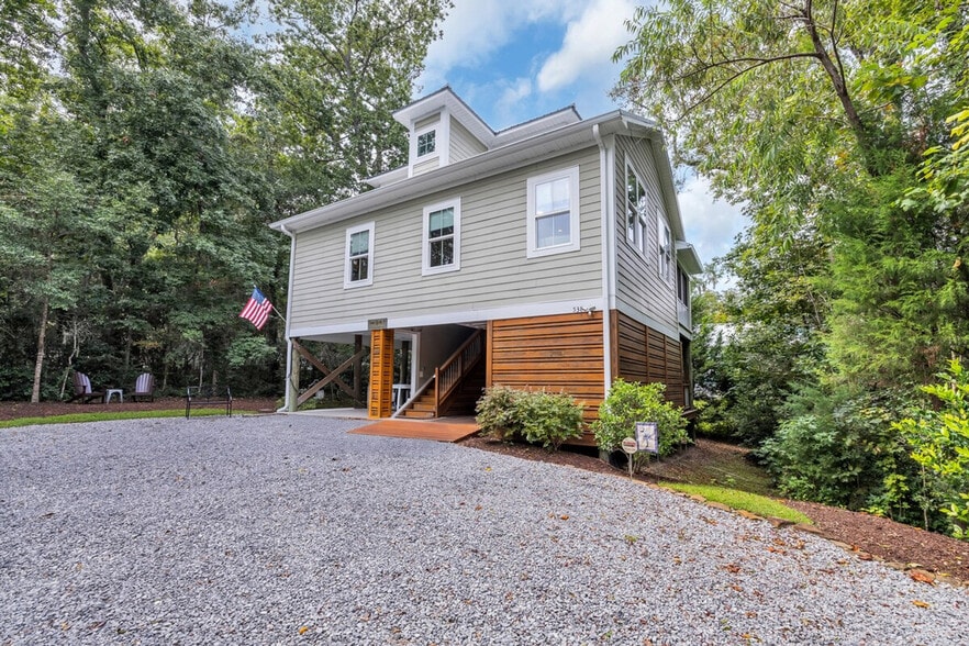 Building Photo - 67 Rybolt Rd