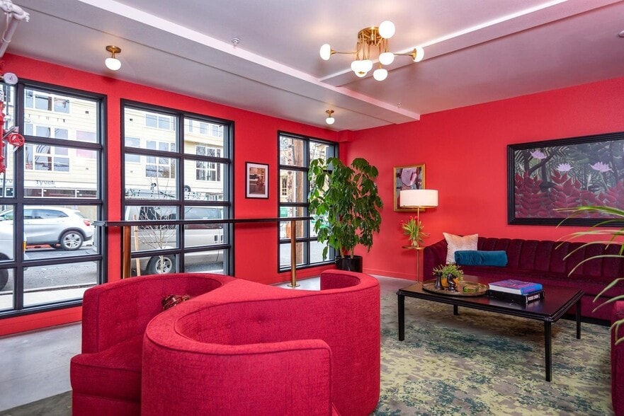 Building Photo - 2919 SE Division St