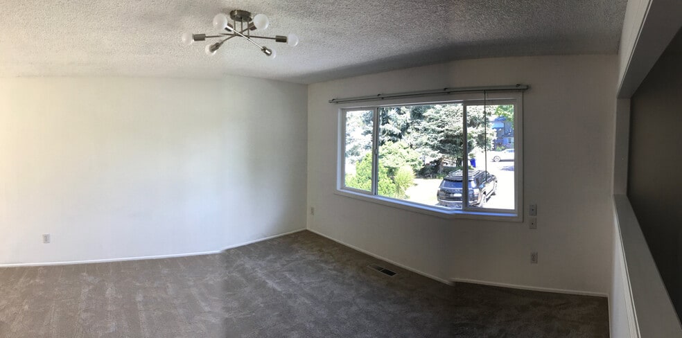 Living room - 1237 SE Olvera Pl