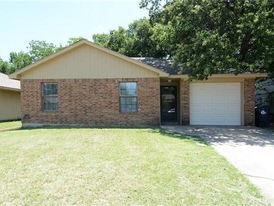 Primary Photo - 925 Baldwin St